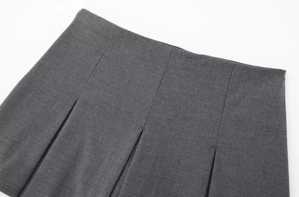 Black Pleated High Waist Shorts