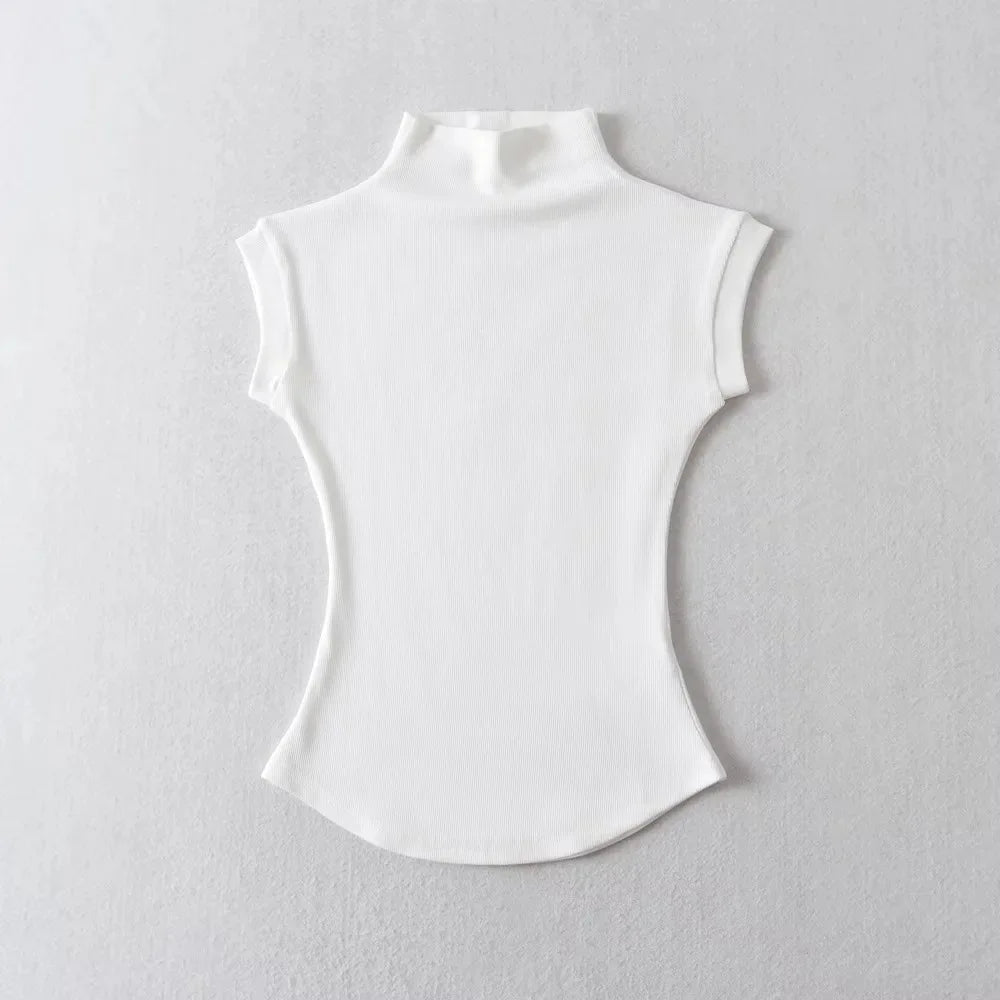 Women's Sleeveless Solid Turtleneck Top