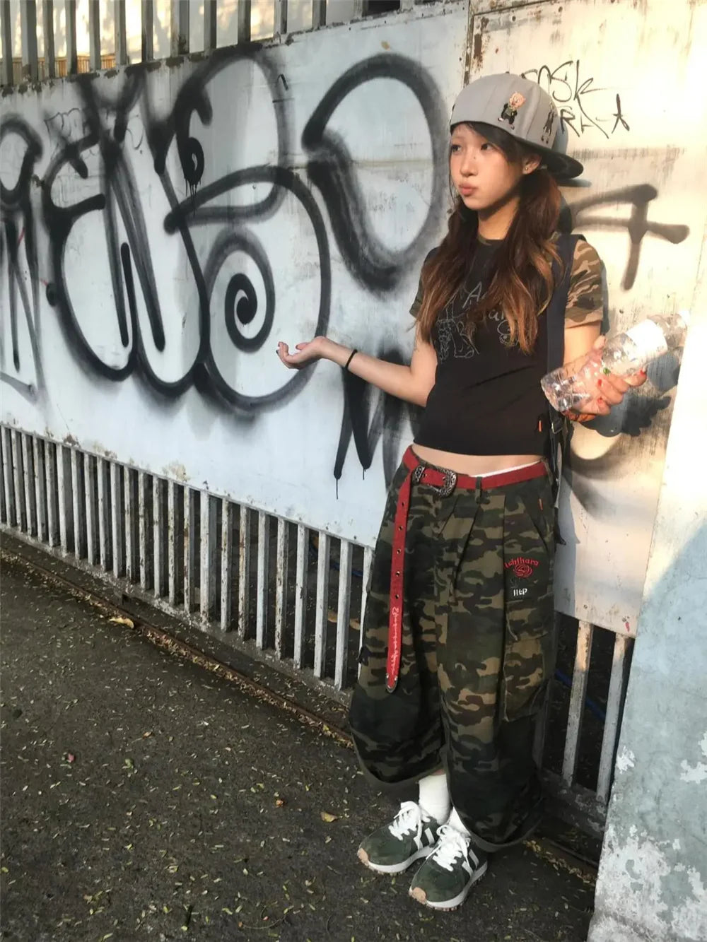 Women's Y2K Cargo Shorts
